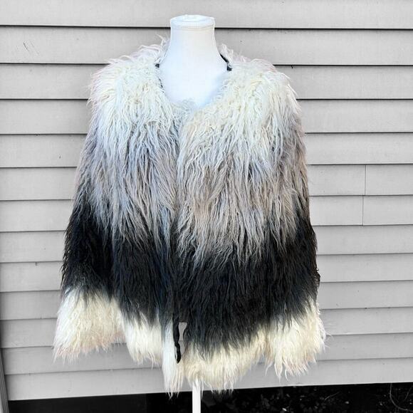 Xhilaration Jackets & Blazers - Xhilaration Ombré Shaggy Coat Women’s  Large Gray, black and white